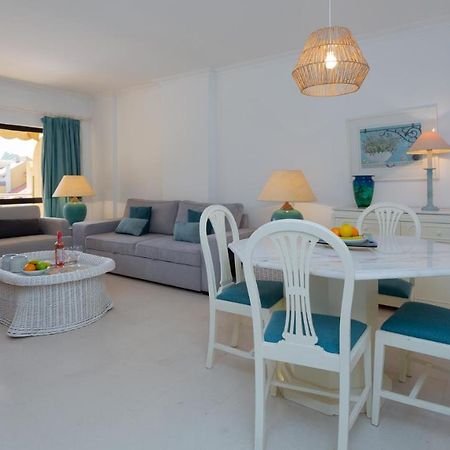 Marina 2Bdr Apartment With Balcony & Pool - 5Min From Beach By Lovelystay Quarteira Extérieur photo