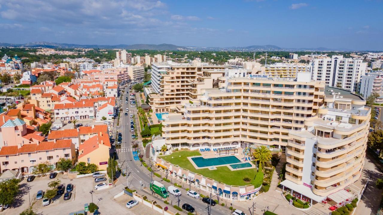 Marina 2Bdr Apartment With Balcony & Pool - 5Min From Beach By Lovelystay Quarteira Extérieur photo
